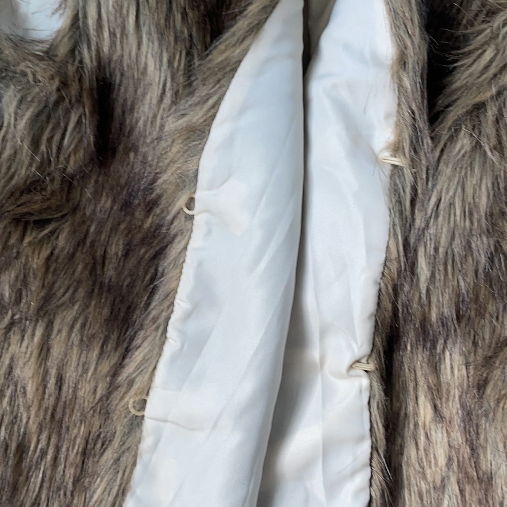 Light Brown Faux Fur Vest, Size Large - Picture 2 of 4